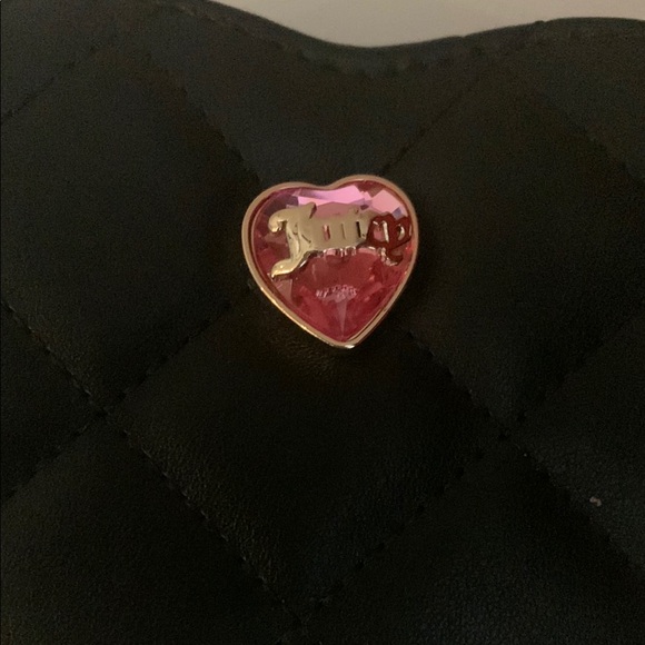 Mini Bag / Wristlet with Structured Design - Picture 3 of 5